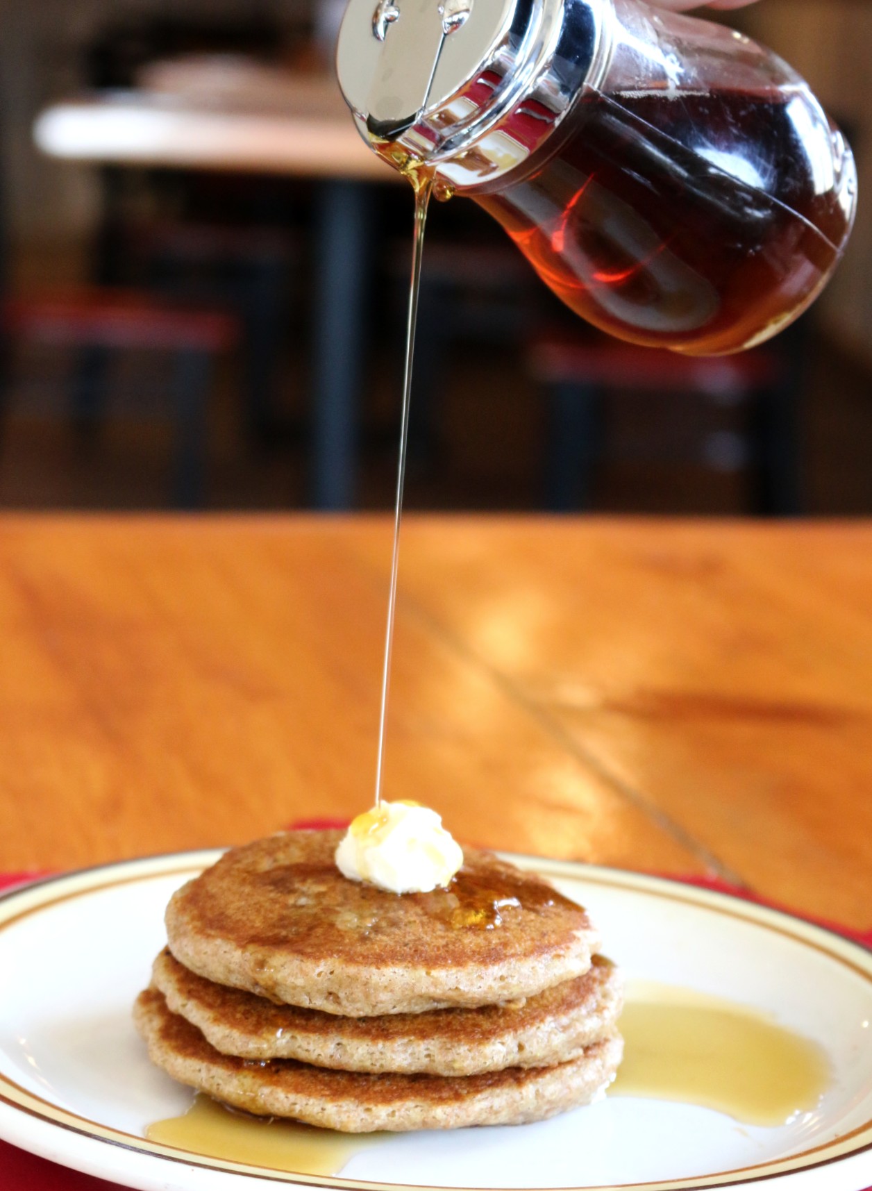 Pure Maple Syrup 1 Quart - 32 oz. - Polly's Pancake Parlor
